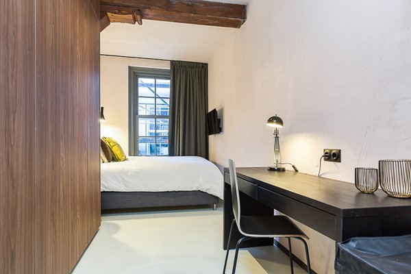 Medium property photo - Warmoesstraat 50G, 1012 JE Amsterdam